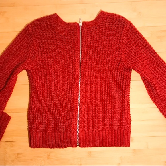 Red Zipper Back Crop Sweater - Picture 2 of 2